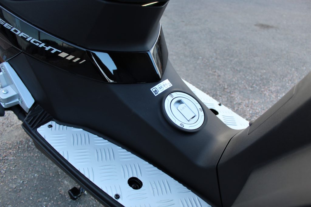 Peugeot Speedfight 4 tanklock