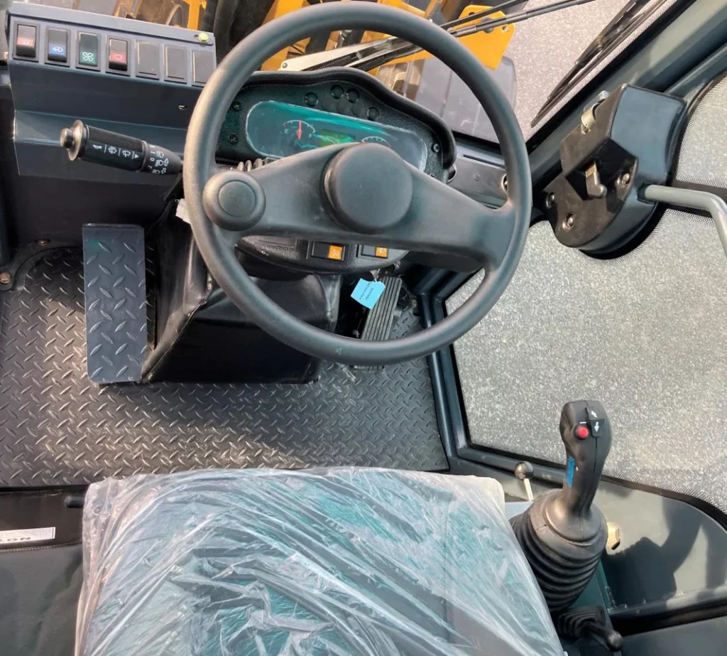 Hytten på en IH Loader 4 hdc hjullastare