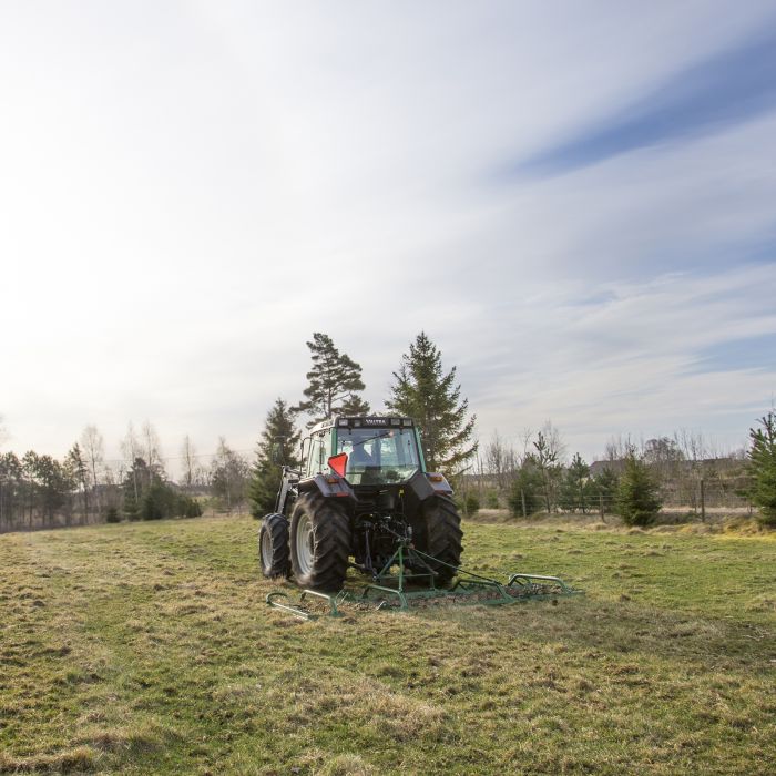 Kellfri gräsharv 4m hos Bergby motorcenter i Uppsala