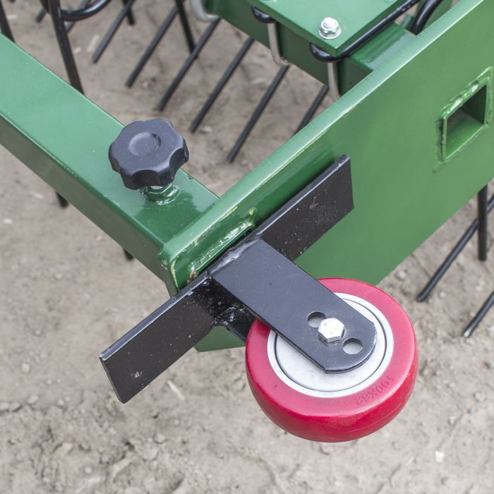 Bergby Motorcenter är återförsäljare av robust ridbaneharv från Kellfri