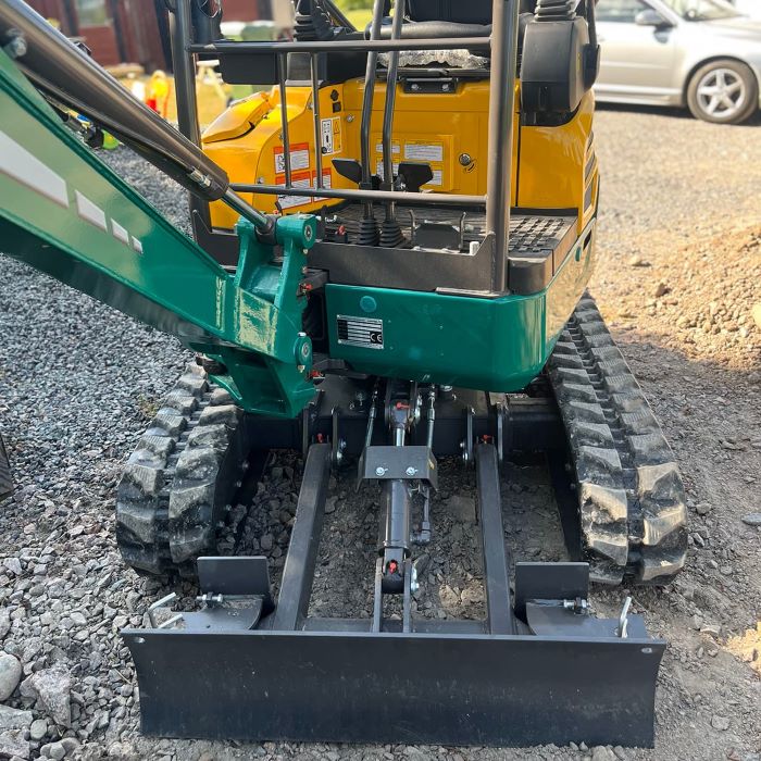 Baksida på 1.8 ton minigrävare från Lovol