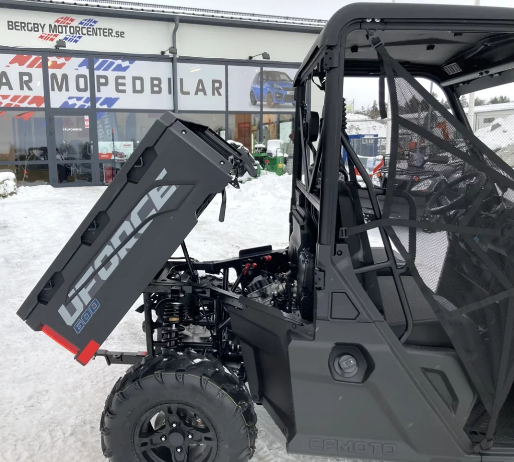 Fyrhjuling Uforce600 med tippflak