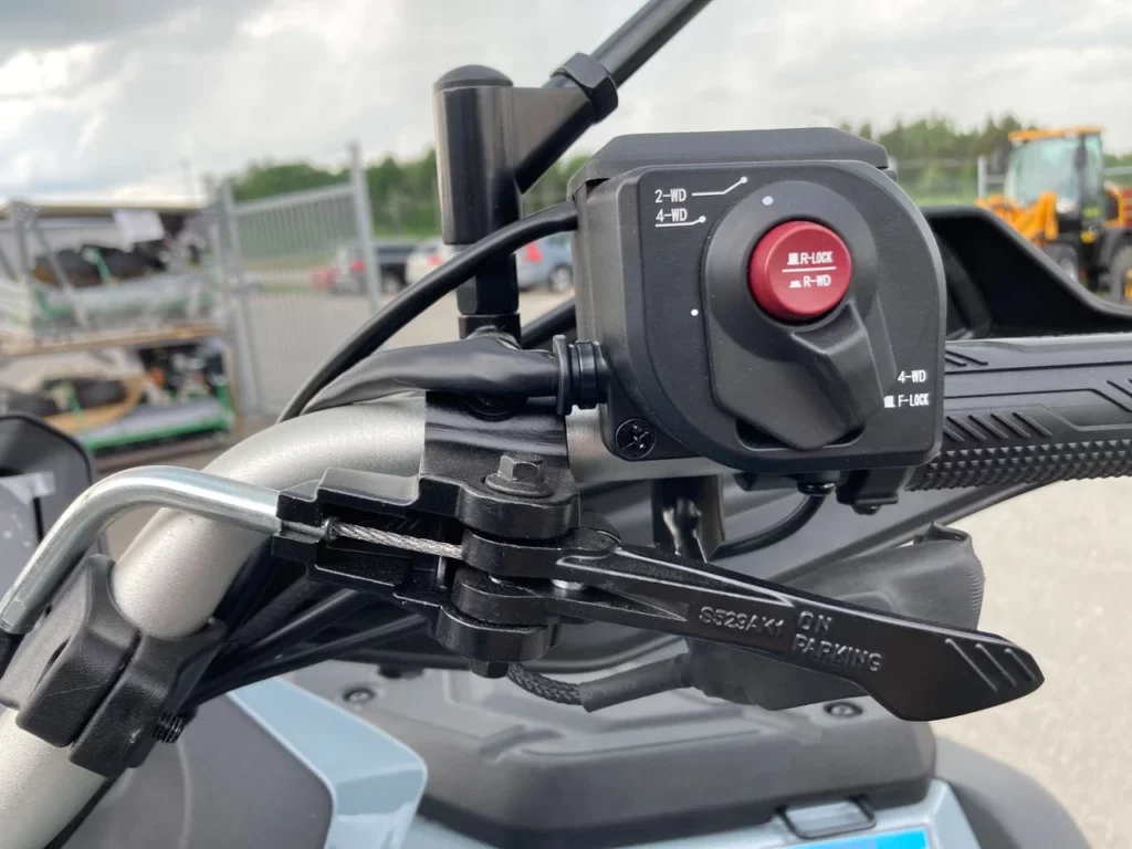 NYA CFMOTO CFORCE 1000 detaljbild