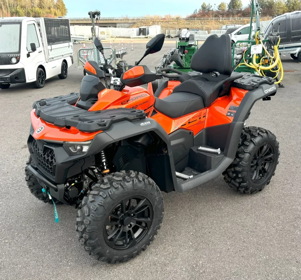 CFMOTO CFORCE 850 TOURING